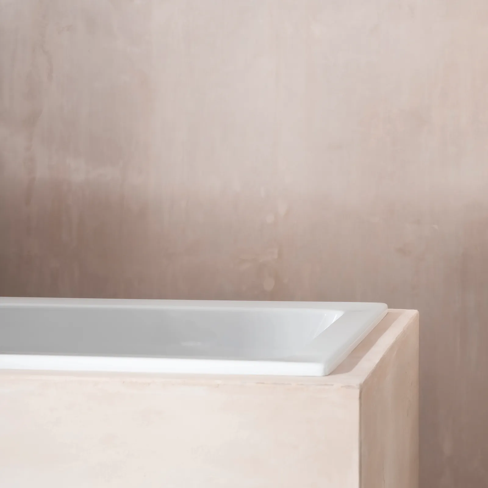 QUANTUM Quantum Double Ended Bath with Legs 1700x800mm DE